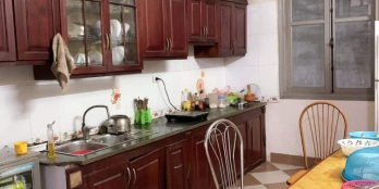 Bán gấp nhà Trương Định 35m mặt ngõ vài bước ra phố giá 4 tỉ, LH 0988627447