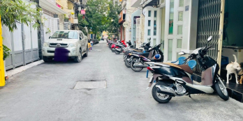 Bán Nhà Quận 10 - 3 Tháng 2 - Hẻm Xe Hơi - Gần Mặt Tiền - 53M - 12Tỷ