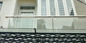 Kẹt tiền cần bán gấp nhà shr, hxh, giá 1,78T, LK 5-6 Bình Tân