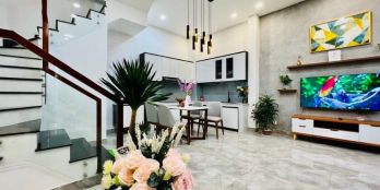 Nhà Gò Vấp, Ngang 6m, 84m2 bề thế, 4 tầng, oto vào nhà chỉ 7 tỷ 200