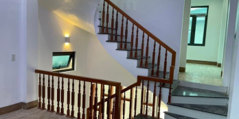 Bán nhà 3 tầng 1 Tum lô góc 3 mặt tiền, ngõ ô tô trung tâm phường Kỳ Bá