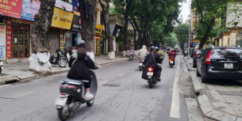 Bán Đất 2 Mặt Phố Ba Đình -Vip- Kinh Doanh Đỉnh - Vỉa Hè Rộng .