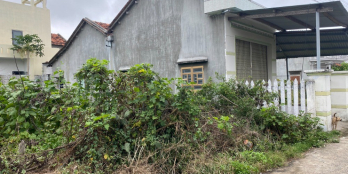 Giá rẻ chỉ 850tr sỡ hữu ngay lô đất 6x20 gần trường học, đường oto,sổ riêng.