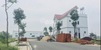 Chủ cần tiền xoay nên gửi bán nhanh lô đất,  Thị trấn Đức Hoà Long An.