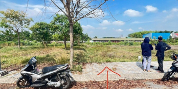 Khách cũ cần bán lô đất đường Tỉnh Lộ 2. Sổ riêng. Công chứng trong ngày.