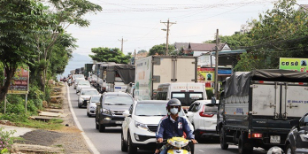Bán nhà 1 trệt 3 lầu 5x20m mặt tiền quốc lộ 20 phù hợp kinh doanh tại Bảo Lộc