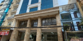 Bán gấp toà văn phòng 9 tầng, 230m2, mt 16m giá 138 tỷ Cầu Giấy
