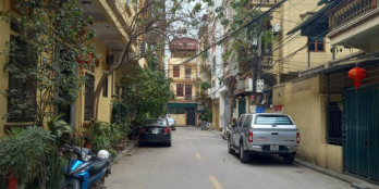 Bán nhà mặt phố Ô Cách, Q. Long Biên, mặt tiền 10m, lô góc, kinh doanh 6,88 tỷ