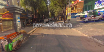 Bán 2 căn nhà liền kề Q1, đường Lê Thánh Tôn, tổng DT 111m2, giá tốt