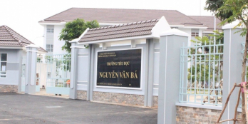 Bán gấp nhà MT đường kinh doanh phước long B