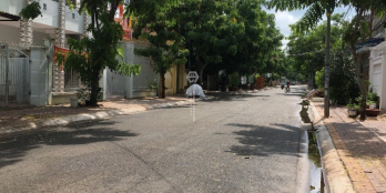 BÁN LÔ ĐẤT MẶT TIỀN ĐƯỜNG NGÔ QUYỀN, P. RẠCH DỪA, VŨNG TÀU ( giá chỉ 45tr/m2 )