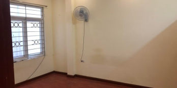 Bán nhà 5 tầng phố Yên Hòa, Cầu Giấy, nhà đẹp ở ngay, chỉ nhỉnh 3 tỷ.