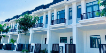 mùa dịch cần bán gấp căn nhà mặt tiền để trả nợ ngân hàng