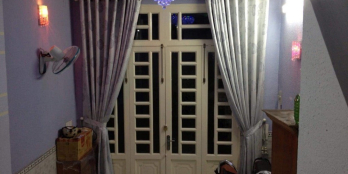 Cần tiền bán gấp trong tuần nhà đẹp nhỏ xinh, 3 tầng, P 4, Quận 10 chỉ 3 tỷ 5