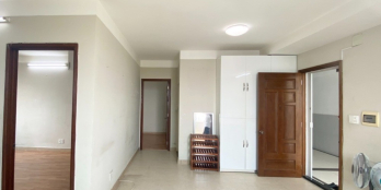 Căn góc có sân vườn chung 7.5 triệu, nội thất dính tường, có 2PN + 2WC, DT 76m2