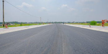 chủ nhà gửi bán lô đất nền  mặt tiền đường