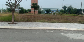 Cần Tiền Kinh Doanh Cần Bán lại 2 miếng đất 80m2 130m2