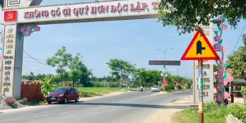 Lô đất ngay trục chính Hùng Vương Ái Nghĩa Đại Lộc Quảng Nam !