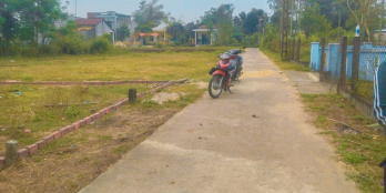 Bán đất  Điện Tiến 156m2  ngang 8m nở hậu gần DT605