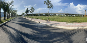 chủ cần bán gấp lô đất mặt tiền đường