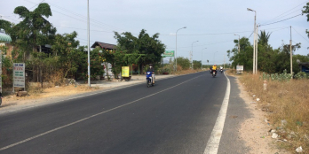 Đất mặt tiền kinh doanh DT716 hướng biển chính chủ chưa qua đầu tư.