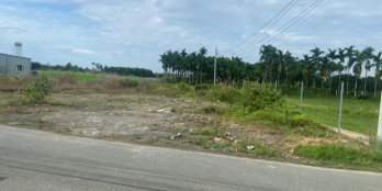 Bán đất tân bình 2 mặt tiền cách trường học cấp hai 50m giá thương lượng