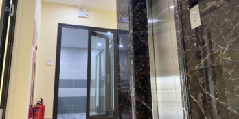 Giao dịch toà nhà 9 tầng xây mới văn phòng thông sàn kết hợp Cầu Giấy, Hà Nội