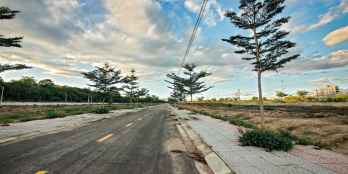 Sập hầm bán gấp lô 2 mặt tiền thị trấn Đăk Hà Kon Tum giá 727 triệu