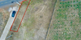 Bán gấp lô góc hai mặt tiền đường nhựa và bê tông dt 6x24m khu vực dân cư đông