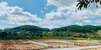 Kẹt tiền bán nhanh lô đất 520m2 Xã Mê Linh, view KDL