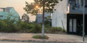 Thu hồi vốn bán lô 50m2 và 70m2 mặt tiền 10m Khu đông dân ở QL 1A, gần Sân Bay