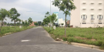 Bán lỗ lô đất ngay chợ Đức Hòa, đường quốc lộ N2, sát đại học Tân Tạo, ShR