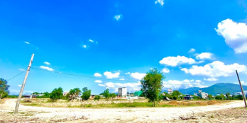 Bán Đất Vĩnh Trung Giá Rẻ 90m2 Đường 8m , Cách VNG 300m