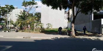 Đất nền giá rẻ 100m2 full thổ 2 MT đường nhựa 12m chỉ cần 300 triệu ở Nam Long