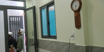 BÁN NHÀ TÂN PHÚ , ĐƯỜNG PHẠM NGỌC , GẦN CHỢ TÂN HƯƠNG