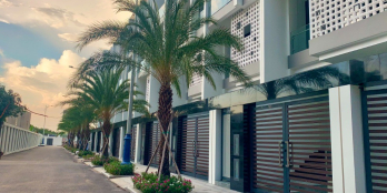 BÁN NHÀ PHỐ CAO CẤP Q2, GẦN ĐẠI LỘ MAI CHÍ THỌ. CHỈ 51.5 TR/M2, TẶNG NGAY 2 NĂM