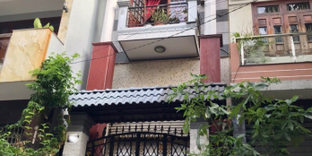 Nhà bán gần White Palace Phạm Văn Đồng, ngay cầu Bình Lợi, Thủ Đức.