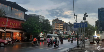 Chủ ngộp Bank Bán Gấp Mặt tiền, Trung Tâm Quận 5, 83m2 nhà cấp 4 chỉ 17 tỷ