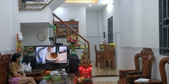 Nhà đẹp , hẻm xe hơi Bùi Quang Là, 4x12M, giá chỉ 3,4 tỷ