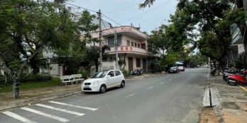 BÁN ĐẤT MẶT TIỀN TT THÀNH PHỐ, ĐỐI DIỆN ĐẠI HỌC MIỀN TRUNG, 150m2 GIÁ CHỈ 5,9 TỶ