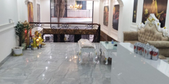 Dòng tiền - Khách sạn 3 sao trung tâm hành chính quận Long Biên