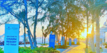 Biệt thự biển Charm Resort Hồ Tràm, Full nội thất 5 sao, cạnh sông điều hòa.