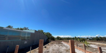 Cần bán lô đất hơn 500m2 đã xây rào ở kế Dinh Chúa Cậu. xã Bình Châu