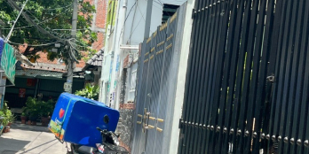 (Giá Rẻ) Nhà Nát 84m2 Phùng Tá Chu cách Moolight Tên Lửa 500m, Shr, hẻm xe tải