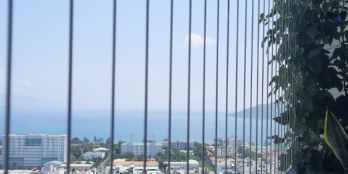 Căn hộ chung cư cao cấp 2 phòng ngủ, 2 WC, tầm nhìn ra biển