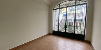 Bán nhà sát mặt tiền Hoà Hảo, Phường 4, Quận 10