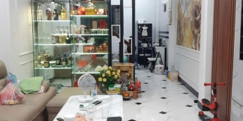 Đội Cấn - 40m2 - 20m ra đường Ô TÔ - ngõ thông - giá: 3.6 tỷ đồng