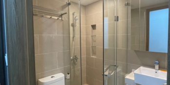 Cần cho thuê chung cư 2 phòng ngủ,  giá 12 triệu, tòa SKY, đường Hoàng Quốc Việt