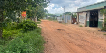 Cần tiền làm ăn ,cần bán lô đất mặt tiền