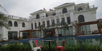 Cho thuê nhà 1 trệt 2 lầu tại Phúc An city